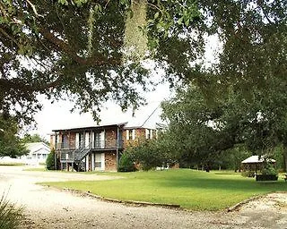 Hillcrest Lake Villas-2